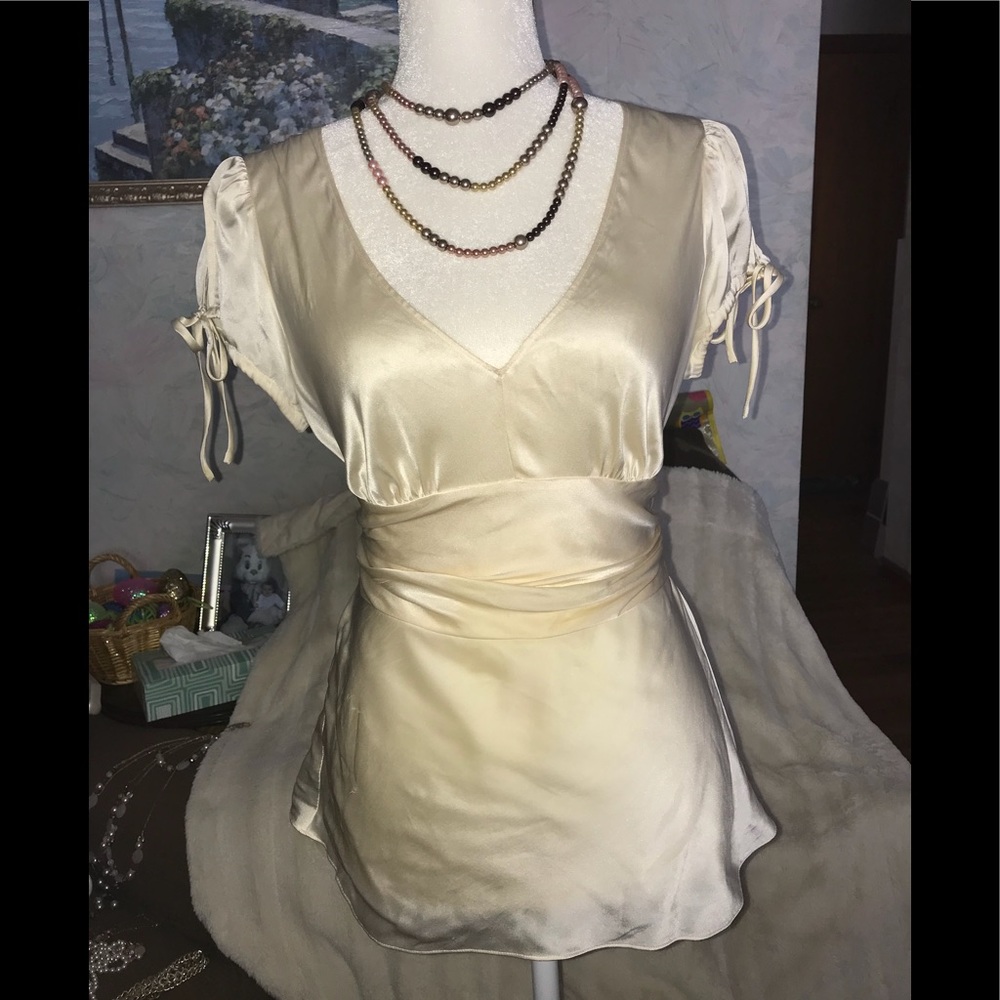 M - Express Design Studio top 95% silk 5% spandex
